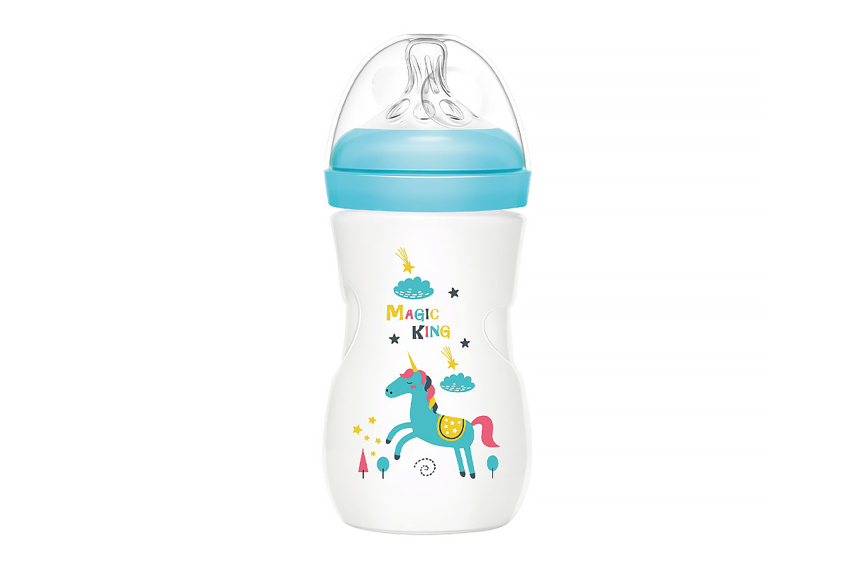 MOMEASY WIDE NECK FEEDING PLASTIC BOTTLE FROM 0 MONTHS COLOR BLUE 240 ML - Berlin Pharmacy